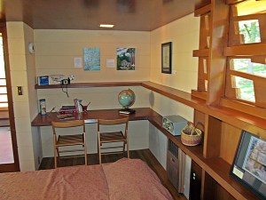 gordonhouseupstairs2